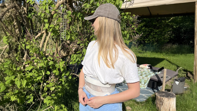 Astrid wide Astrid with spinal brace wide