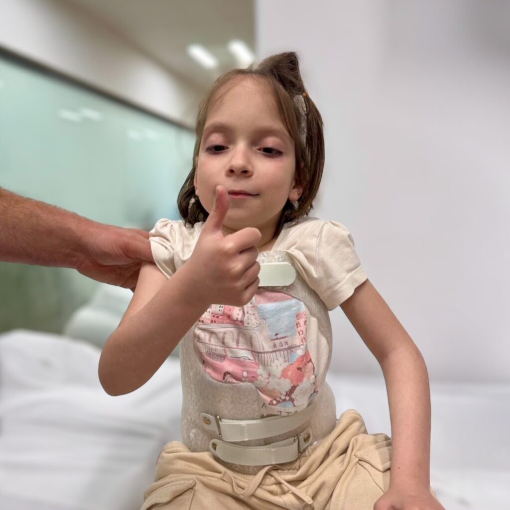 Akylina with soft corset