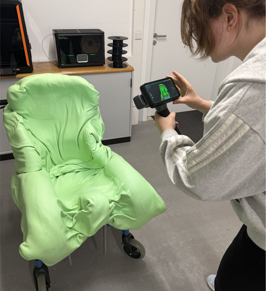 Scanning a seat